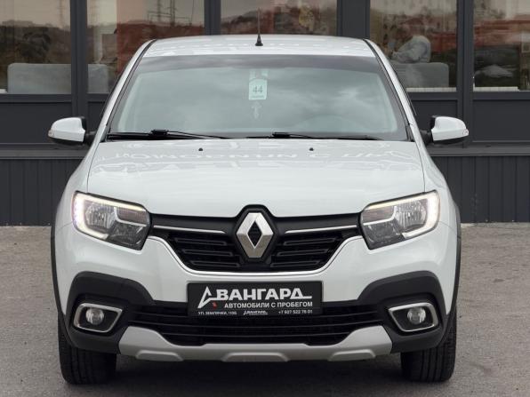 Renault Logan II Рестайлинг с пробегом 2021 года, цена 1 120 000 рублей, 124643 км, седан, Автокод Объявления