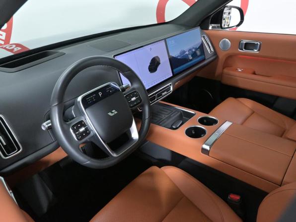 Li Auto (Lixiang) L6 I с пробегом 2024 года, цена 6 690 000 рублей, 22340 км, внедорожник, Автокод Объявления