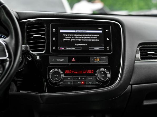 Mitsubishi Outlander III Рестайлинг 3 с пробегом 2019 года, цена 1 770 000 рублей, 224650 км, внедорожник, Автокод Объявления