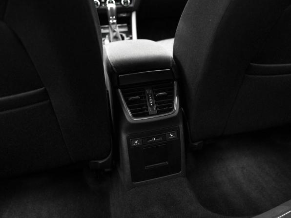Skoda Octavia III (A7) Рестайлинг с пробегом 2018 года, цена 1 920 000 рублей, 111654 км, лифтбек, Автокод Объявления