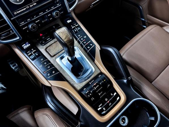 Porsche Cayenne II (958) с пробегом 2011 года, цена 2 150 000 рублей, 108000 км, внедорожник, Автокод Объявления