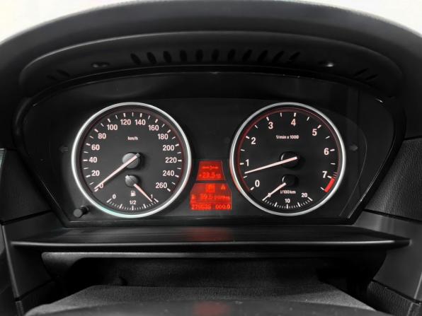 BMW 5 серии V (E60/E61) Рестайлинг с пробегом 2008 года, цена 1 100 000 рублей, 270534 км, седан, Автокод Объявления