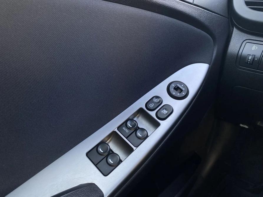 Hyundai Solaris I Рестайлинг Екатеринбург  - изображение 20
