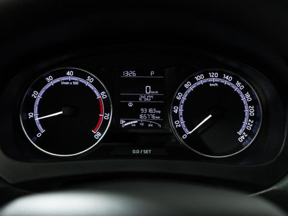 Skoda Rapid I Рестайлинг с пробегом 2018 года, цена 1 199 777 рублей, 165772 км, лифтбек, Автокод Объявления
