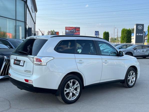 Mitsubishi Outlander III с пробегом 2013 года, цена 1 180 000 рублей, 237264 км, внедорожник, Автокод Объявления