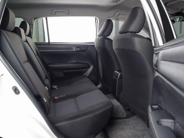 Toyota Corolla XI (E160 E170) Рестайлинг 2 с пробегом 2018 года, цена 1 425 995 рублей, 106241 км, универсал, Автокод Объявления