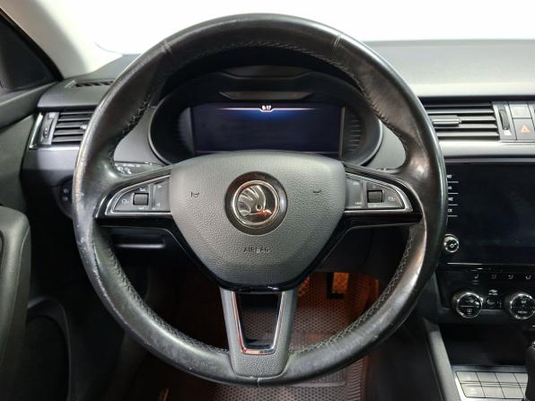 Skoda Octavia III (A7) Рестайлинг с пробегом 2019 года, цена 2 250 000 рублей, 109800 км, лифтбек, Автокод Объявления