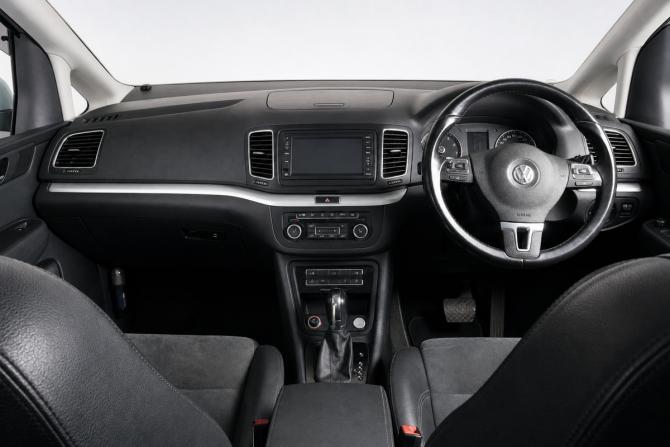 Volkswagen Sharan II с пробегом 2012 года, цена 1 439 000 рублей, 160000 км, минивэн, Автокод Объявления