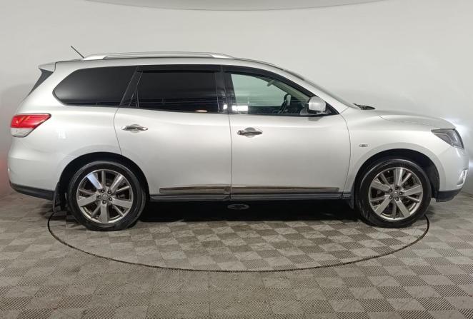 Nissan Pathfinder IV с пробегом 2014 года, цена 1 720 000 рублей, 179100 км, внедорожник, Автокод Объявления