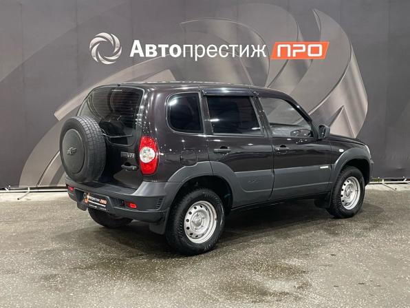 Chevrolet Niva I Рестайлинг с пробегом 2015 года, цена 538 000 рублей, 98800 км, внедорожник, Автокод Объявления
