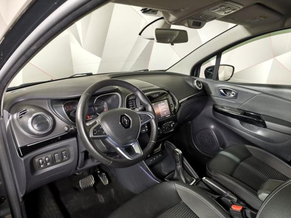 Renault Kaptur I Рестайлинг с пробегом 2021 года, цена 1 691 000 рублей, 64020 км, внедорожник, Автокод Объявления