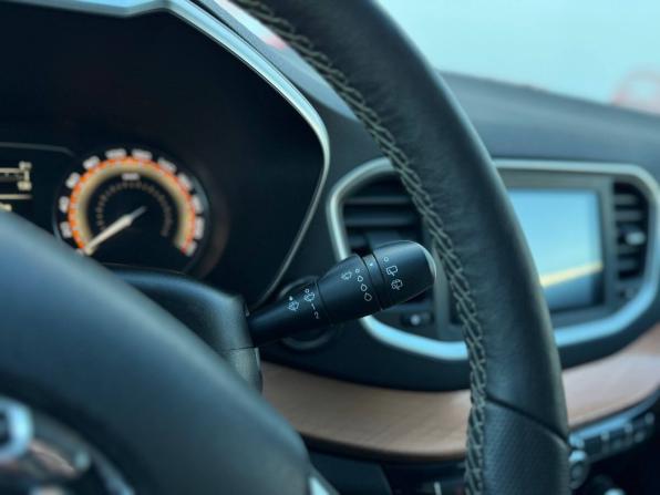 Lada (ВАЗ) Vesta I Рестайлинг (NG) с пробегом 2024 года, цена 1 389 000 рублей, 95629 км, универсал, Автокод Объявления