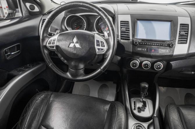 Mitsubishi Outlander II с пробегом 2008 года, цена 1 269 000 рублей, 184300 км, внедорожник, Автокод Объявления