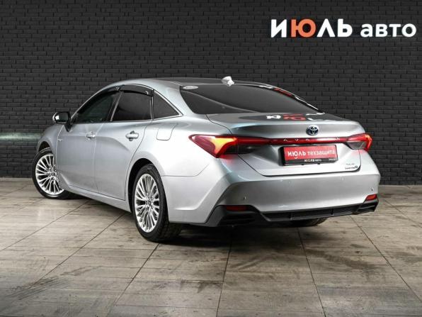 Toyota Avalon V с пробегом 2018 года, цена 2 940 000 рублей, 129524 км, седан, Автокод Объявления