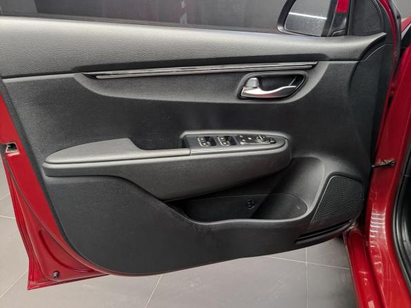 Kia Rio IV с пробегом 2017 года, цена 1 315 000 рублей, 73773 км, седан, Автокод Объявления