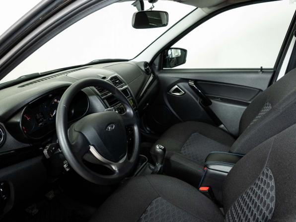 Lada (ВАЗ) Granta I Рестайлинг с пробегом 2023 года, цена 818 000 рублей, 25218 км, седан, Автокод Объявления