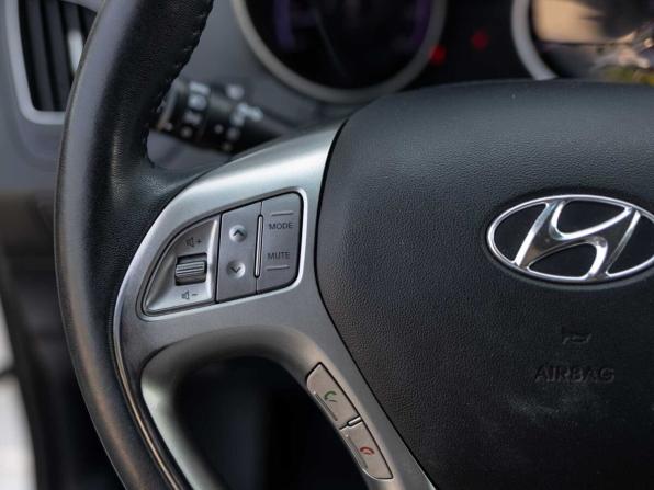 Hyundai ix35 I с пробегом 2012 года, цена 1 525 000 рублей, 128590 км, внедорожник, Автокод Объявления