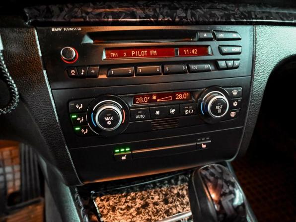 BMW 1 серии I (E81/E82/E87/E88) Рестайлинг с пробегом 2007 года, цена 925 000 рублей, 230015 км, хэтчбек, Автокод Объявления