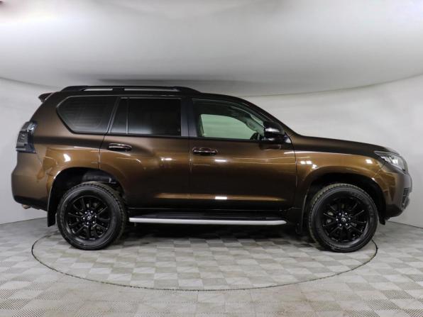 Toyota Land Cruiser Prado 150 Series Рестайлинг 3 с пробегом 2021 года, цена 6 762 690 рублей, 58257 км, внедорожник, Автокод Объявления