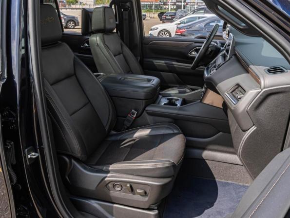 Chevrolet Tahoe V с пробегом 2023 года, цена 11 990 000 рублей, 34611 км, внедорожник, Автокод Объявления