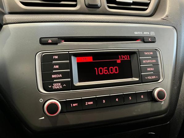 Kia Rio III Рестайлинг с пробегом 2016 года, цена 1 100 000 рублей, 151620 км, седан, Автокод Объявления