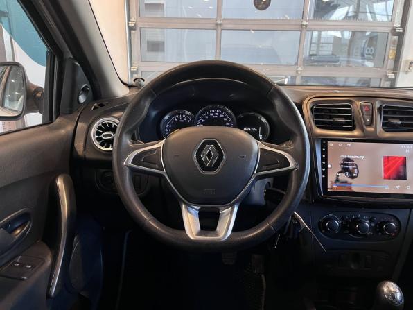 Renault Logan II Рестайлинг с пробегом 2019 года, цена 935 000 рублей, 167571 км, седан, Автокод Объявления