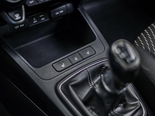 Kia Rio IV с пробегом 2017 года, цена 650 000 рублей, 316719 км, седан, Автокод Объявления