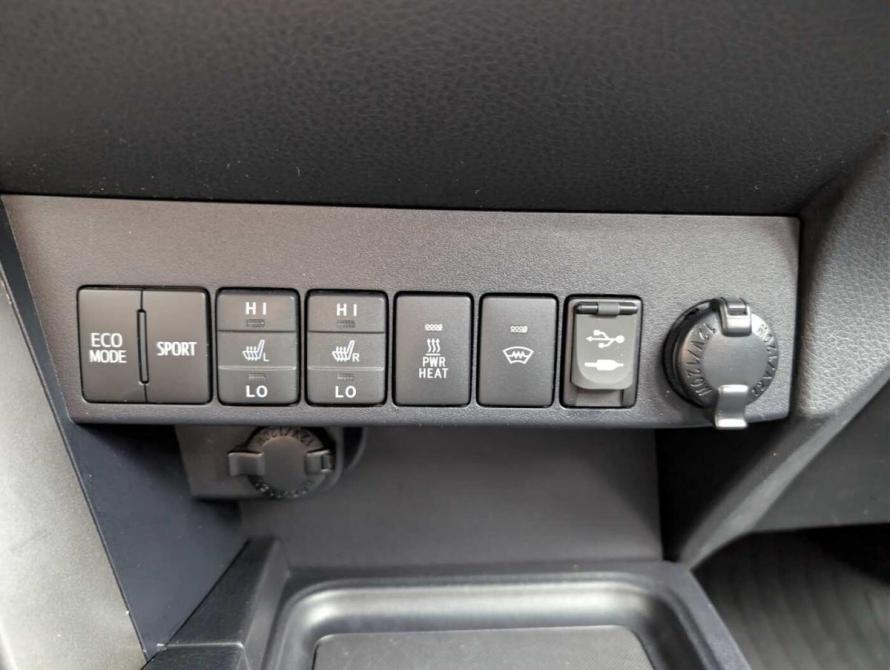 Toyota RAV4 IV (XA40) Рестайлинг Москва  - изображение 14
