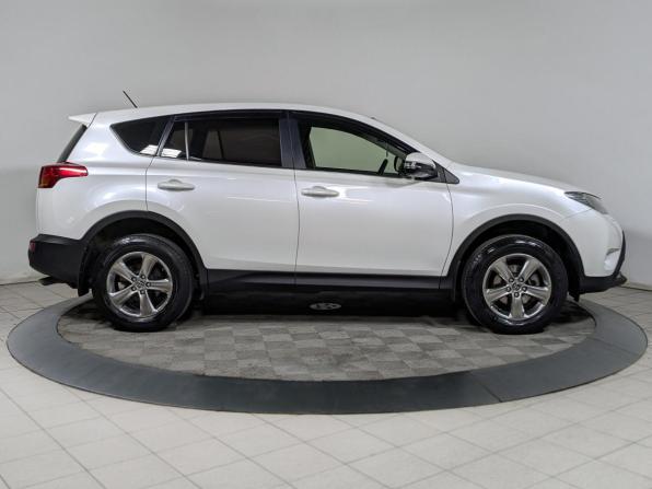 Toyota RAV4 IV (XA40) с пробегом 2015 года, цена 1 949 000 рублей, 117000 км, внедорожник, Автокод Объявления