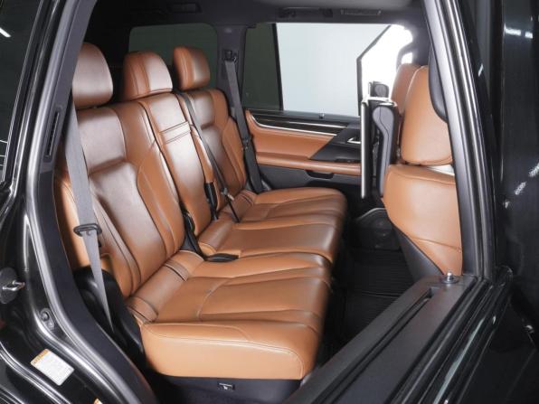 Lexus LX III Рестайлинг 2 с пробегом 2018 года, цена 8 400 000 рублей, 157363 км, внедорожник, Автокод Объявления
