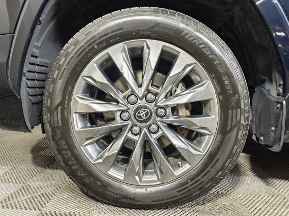 Toyota Land Cruiser 300 Series с пробегом 2021 года, цена 7 461 000 рублей, 174562 км, внедорожник, Автокод Объявления