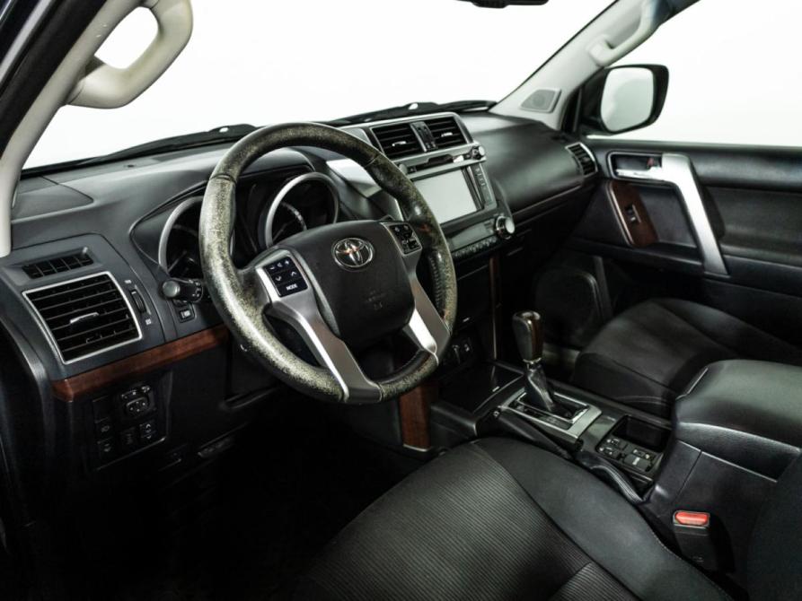 Toyota Land Cruiser Prado 150 Series Рестайлинг 1 Санкт-Петербург  - изображение 11