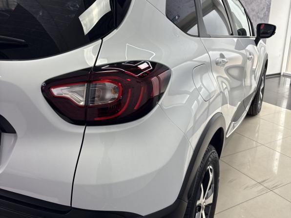 Renault Kaptur I с пробегом 2018 года, цена 1 599 000 рублей, 72899 км, внедорожник, Автокод Объявления
