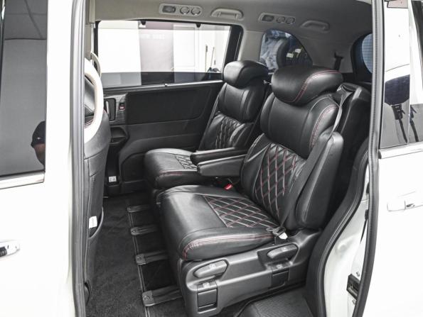 Honda Odyssey V с пробегом 2017 года, цена 2 782 111 рублей, 106874 км, минивэн, Автокод Объявления