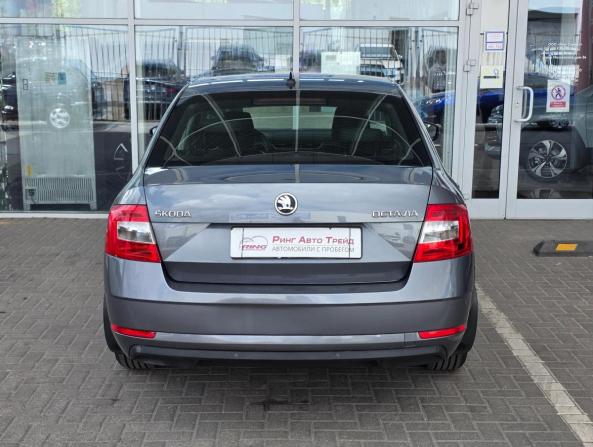 Skoda Octavia III (A7) Рестайлинг с пробегом 2018 года, цена 1 699 000 рублей, 149000 км, лифтбек, Автокод Объявления