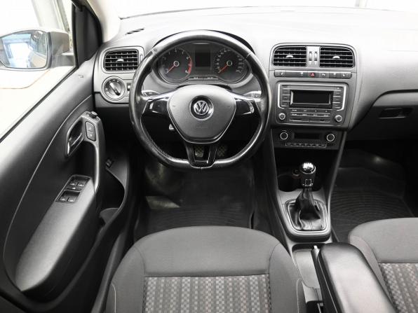 Volkswagen Polo V Рестайлинг с пробегом 2016 года, цена 1 259 900 рублей, 109934 км, седан, Автокод Объявления