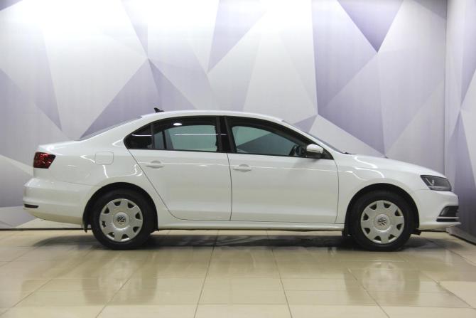 Volkswagen Jetta VI Рестайлинг с пробегом 2018 года, цена 1 499 000 рублей, 174439 км, седан, Автокод Объявления