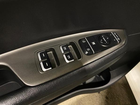 Kia Optima IV Рестайлинг с пробегом 2019 года, цена 1 700 000 рублей, 128188 км, седан, Автокод Объявления