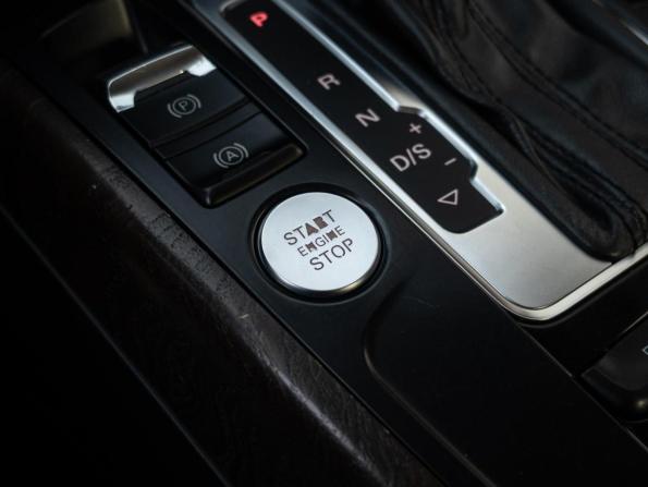 Audi A5 I (8T) Рестайлинг с пробегом 2013 года, цена 1 700 000 рублей, 178443 км, купе, Автокод Объявления
