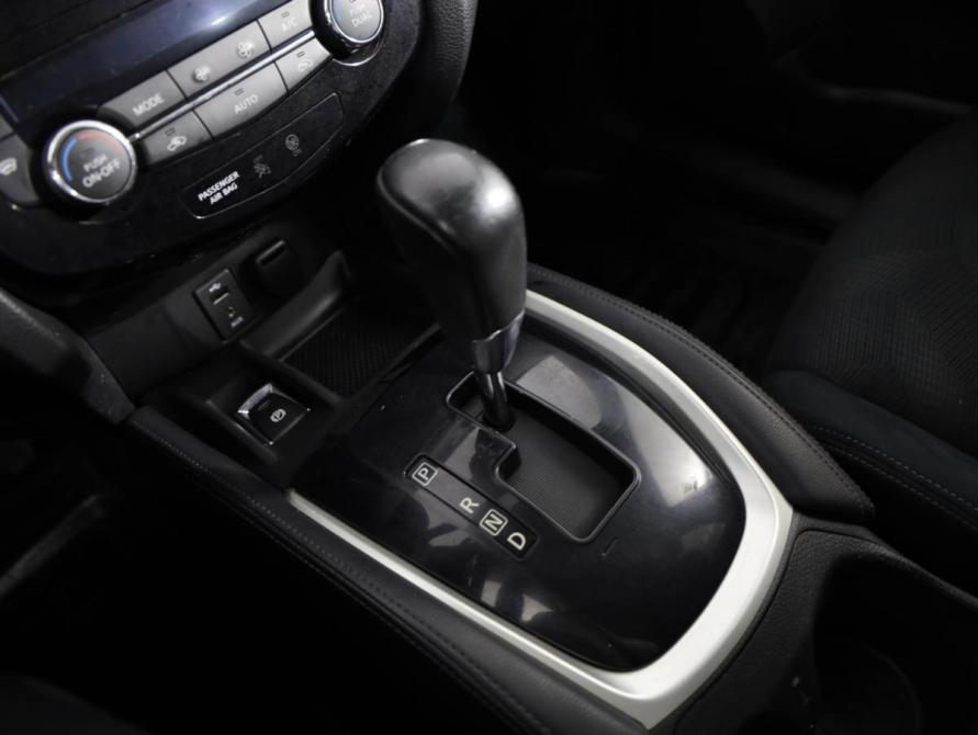 Nissan X-Trail III Санкт-Петербург  - изображение 12