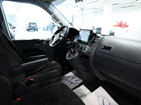 Volkswagen Multivan T5 Рестайлинг с пробегом 2012 года, цена 1 420 000 рублей, 341926 км, минивэн, Автокод Объявления