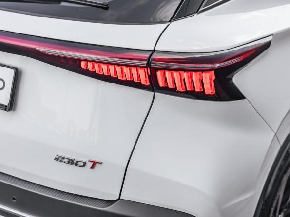 Omoda C5 I с пробегом 2023 года, цена 1 698 000 рублей, 25000 км, внедорожник, Автокод Объявления