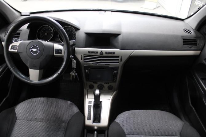 Opel Astra H Рестайлинг с пробегом 2008 года, цена 549 000 рублей, 107000 км, универсал, Автокод Объявления