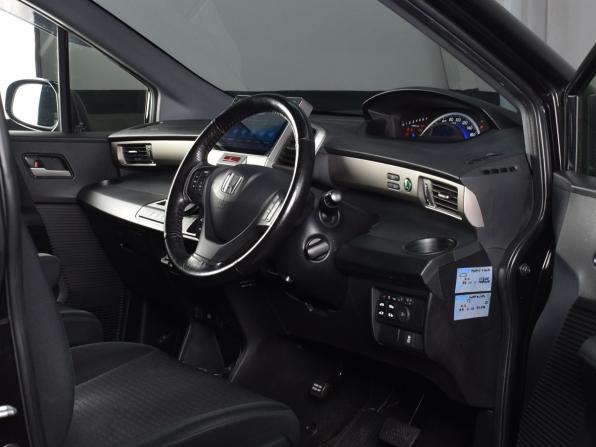Honda Freed I Рестайлинг с пробегом 2012 года, цена 1 144 995 рублей, 127552 км, компактвэн, Автокод Объявления