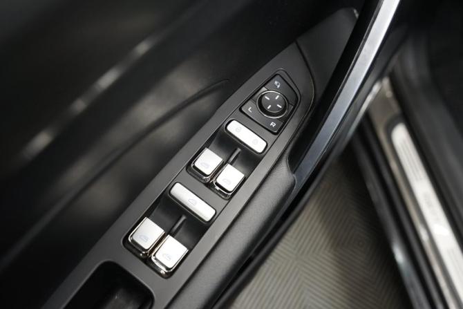 Geely Atlas Pro с пробегом 2023 года, цена 2 343 000 рублей, 64000 км, внедорожник, Автокод Объявления