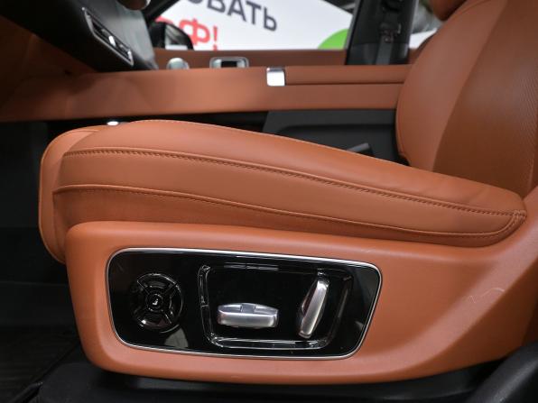 Li Auto (Lixiang) L9 I Рестайлинг с пробегом 2024 года, цена 7 350 000 рублей, 48944 км, внедорожник, Автокод Объявления