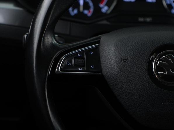 Skoda Superb III с пробегом 2018 года, цена 2 178 055 рублей, 105707 км, лифтбек, Автокод Объявления