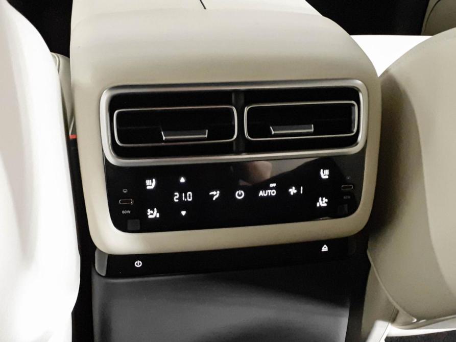 Li Auto (Lixiang) L6 Москва  - изображение 23
