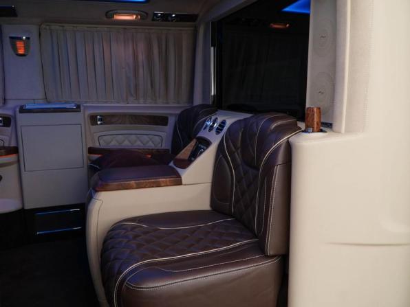 Mercedes-Benz V-Класс III (W447) с пробегом 2018 года, цена 6 360 077 рублей, 181043 км, минивэн, Автокод Объявления