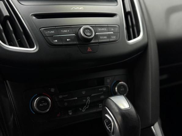 Ford Focus III Рестайлинг с пробегом 2016 года, цена 1 270 000 рублей, 112652 км, хэтчбек, Автокод Объявления